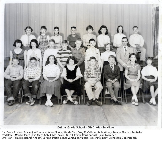 Delmar Grade School 6th Grade.jpg