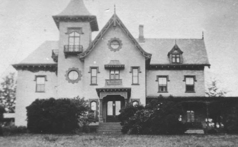 TheHurlbutMansion.jpg