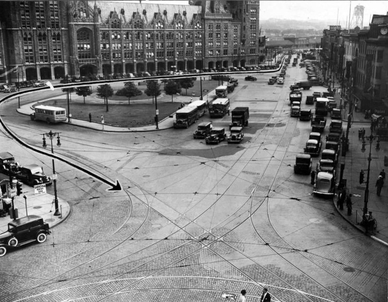 HudsonRiverRailroadPlaza.jpg