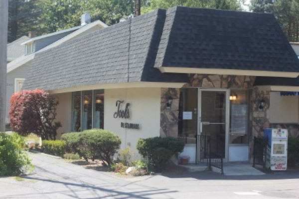 Tools Restaurant 1.jpg