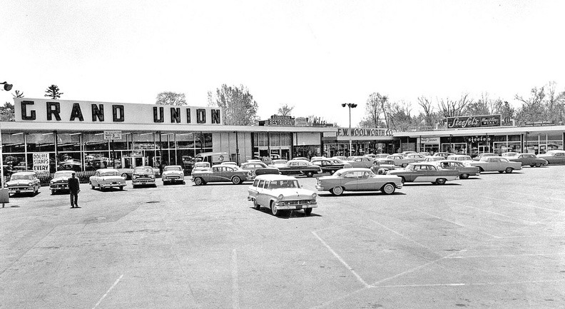 Delaware Plaza 1.jpg